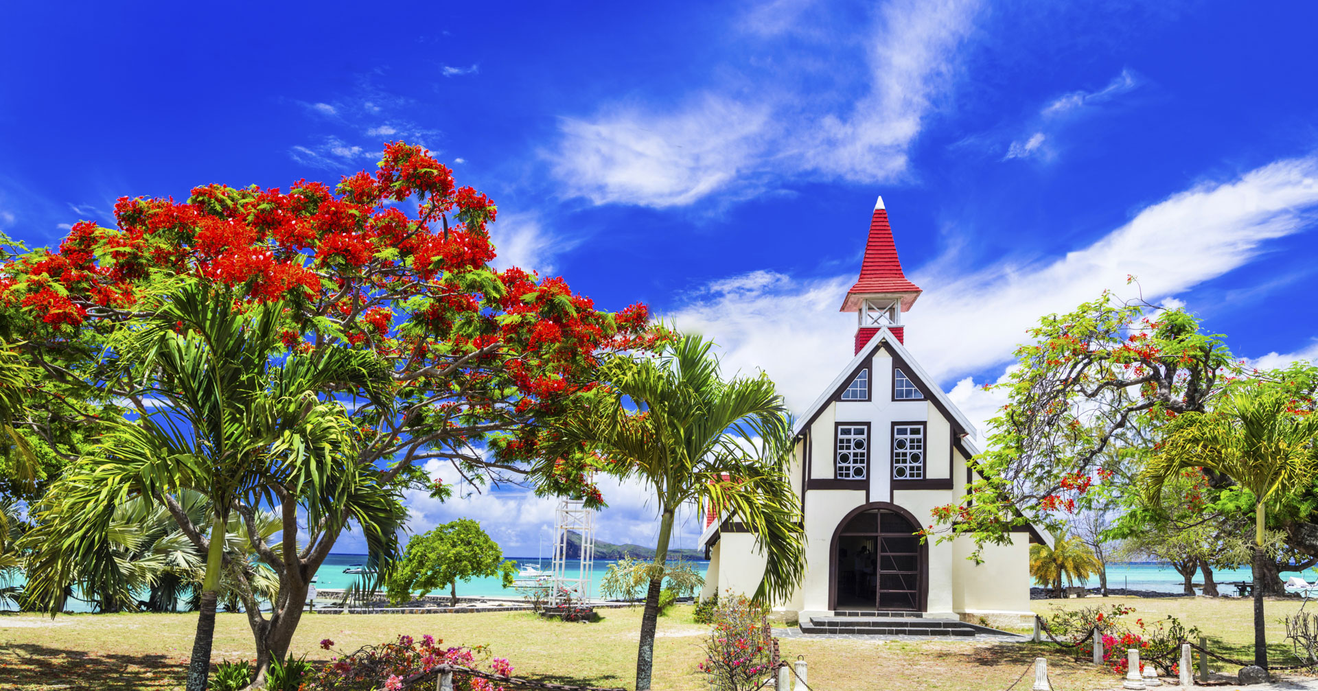 Notre Dame Auxiliatrice op Mauritius is de ideale locatie voor je huwelijk of hernieuwing van je trouw beloften.