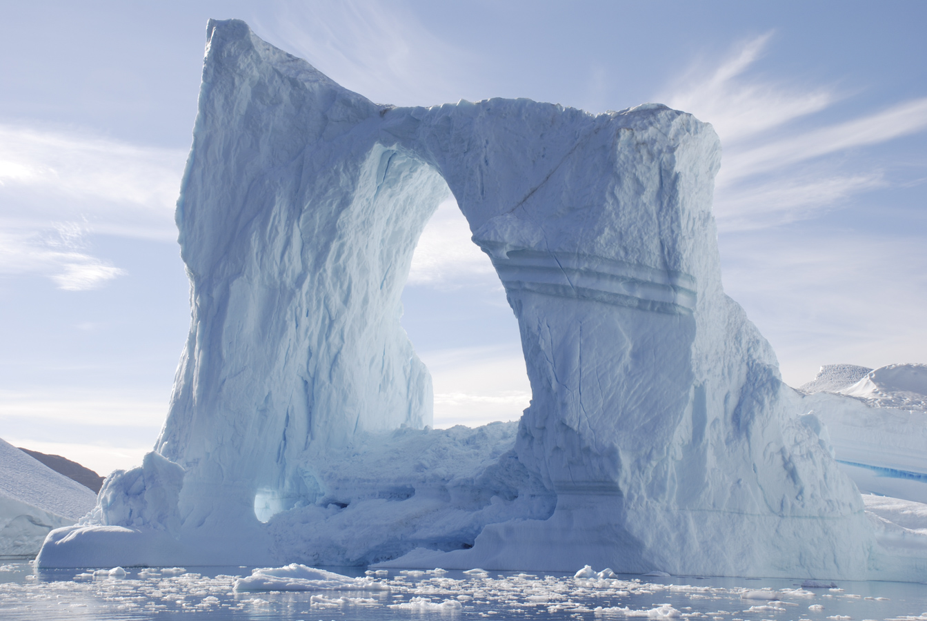 Ijsbergformatie in Scoresby Sund tijdens expeditie cruise naar Groenland