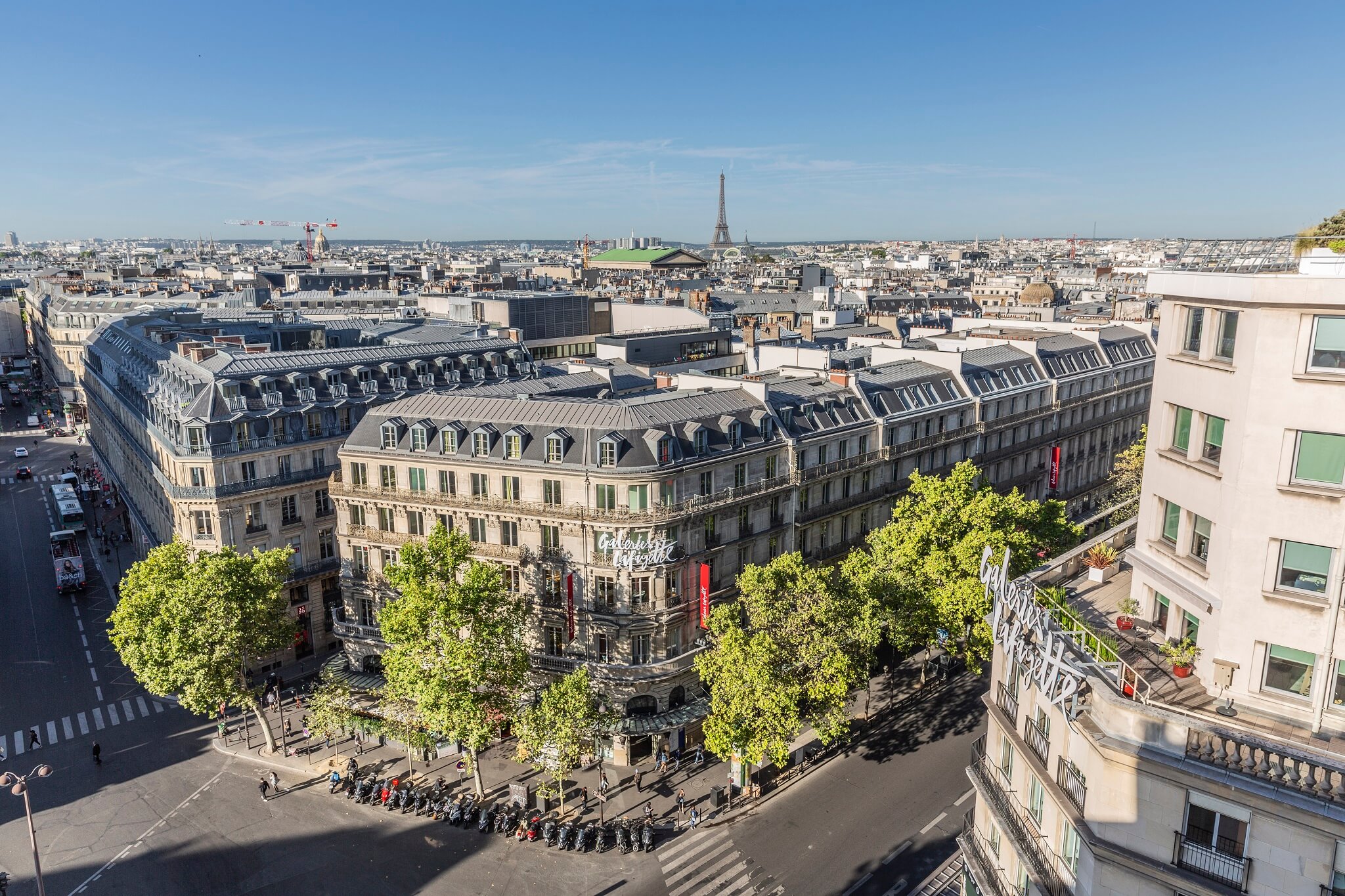 Galeries Lafayette Paris Haussmann vanuit de lucht